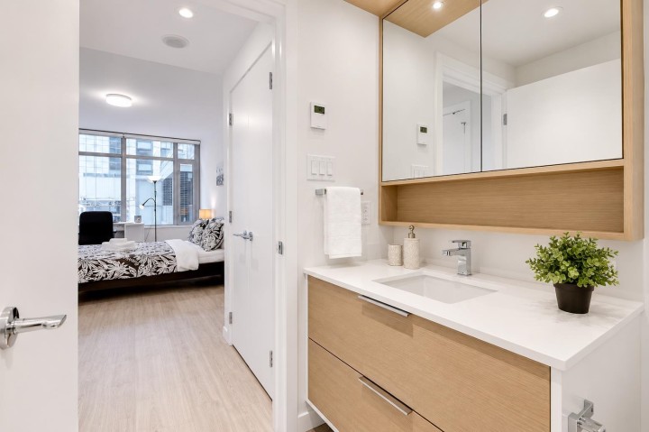 Photo 11 at 212 - 1661 Quebec Street, Mount Pleasant VE, Vancouver East