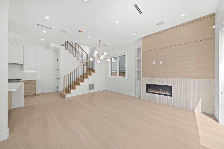 Photo 2 at 1 - 6461 E Prince Edward Street, Main, Vancouver East