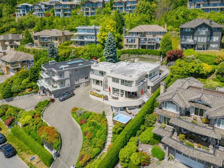 Photo 39 at 2589 Chairlift Road, Chelsea Park, West Vancouver