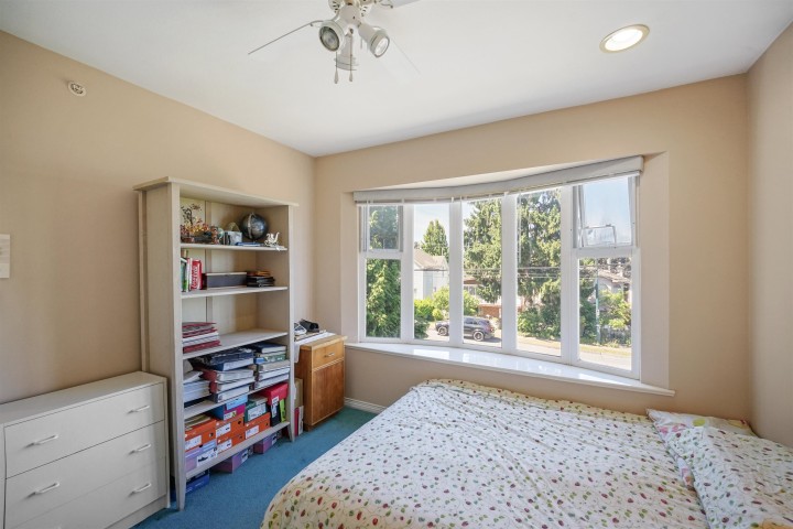 Photo 16 at 3978 Victoria Drive, Victoria VE, Vancouver East