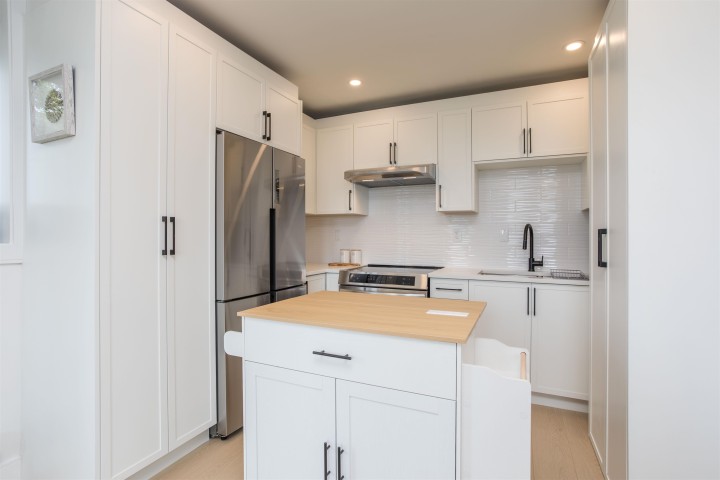 Photo 33 at 35 Kelvin Grove Way, Lions Bay, West Vancouver