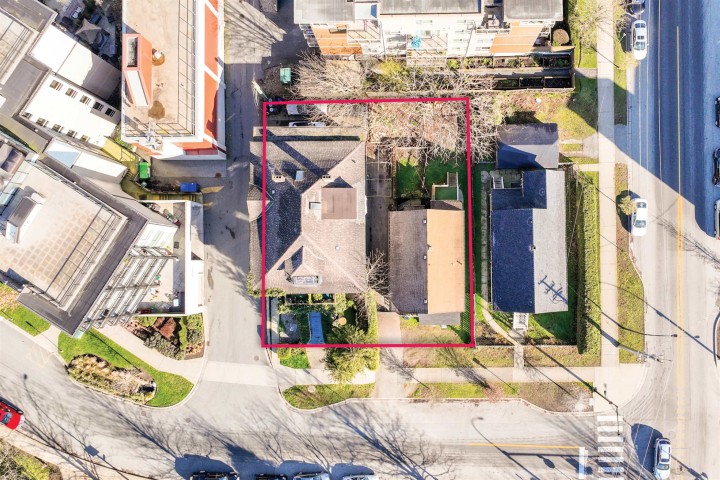 Photo 1 at 160 164 E 10th Street, Central Lonsdale, North Vancouver