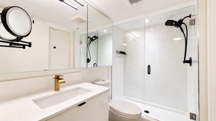 Photo 17 at 308 - 630 E Broadway, Mount Pleasant VE, Vancouver East