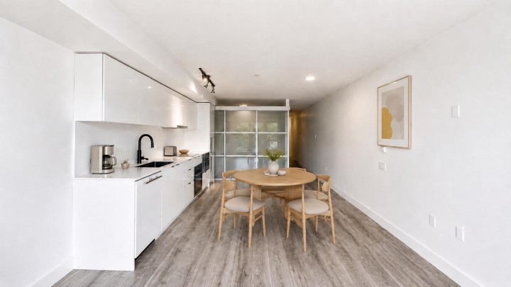 Photo 5 at 308 - 630 E Broadway, Mount Pleasant VE, Vancouver East