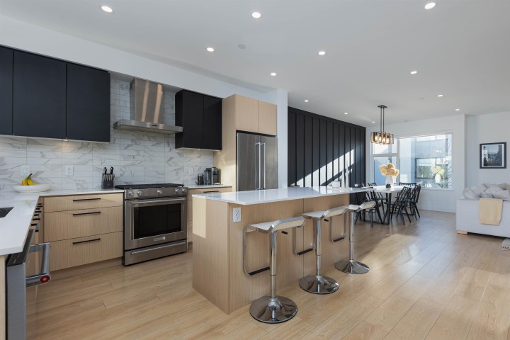 Photo 8 at 17 - 602 Lile Drive, Roche Point, North Vancouver