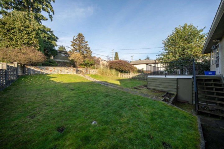 Photo 32 at 2321 Harrison Drive, Fraserview VE, Vancouver East