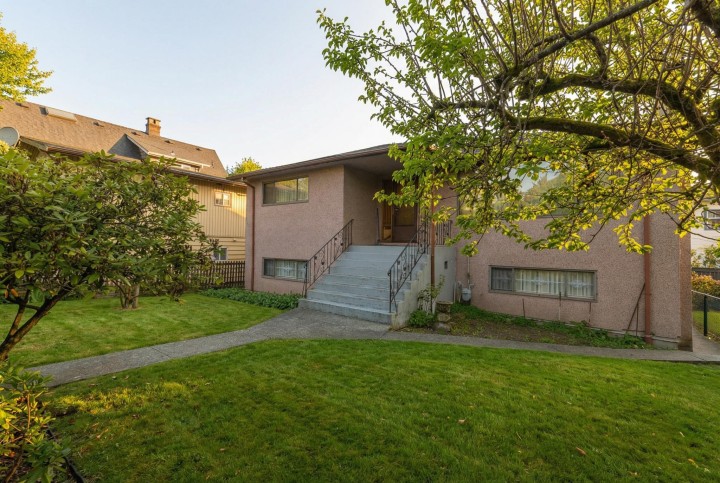 Photo 3 at 1955 Turner Street, Vancouver East