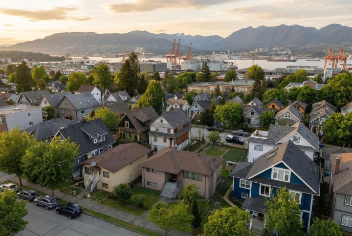 Photo 9 at 1955 Turner Street, Vancouver East