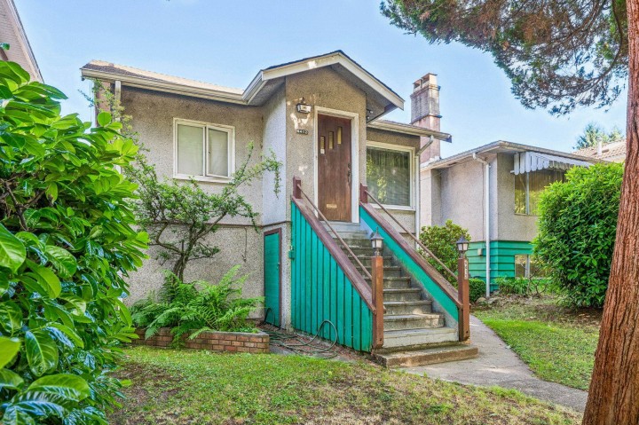 Photo 8 at 4412 Perry Street, Victoria VE, Vancouver East