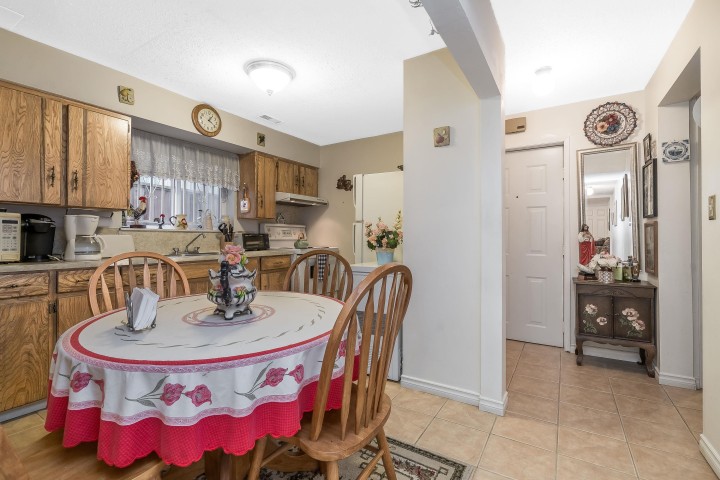Photo 22 at 5262 Clarendon Street, Collingwood VE, Vancouver East