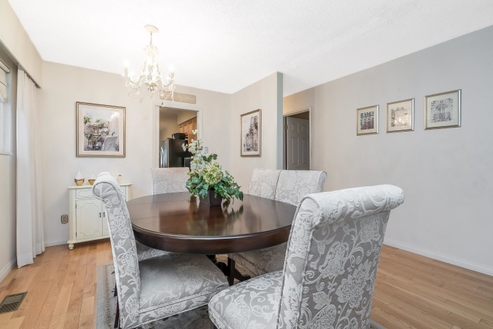 Photo 9 at 5262 Clarendon Street, Collingwood VE, Vancouver East