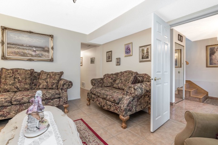 Photo 25 at 5262 Clarendon Street, Collingwood VE, Vancouver East