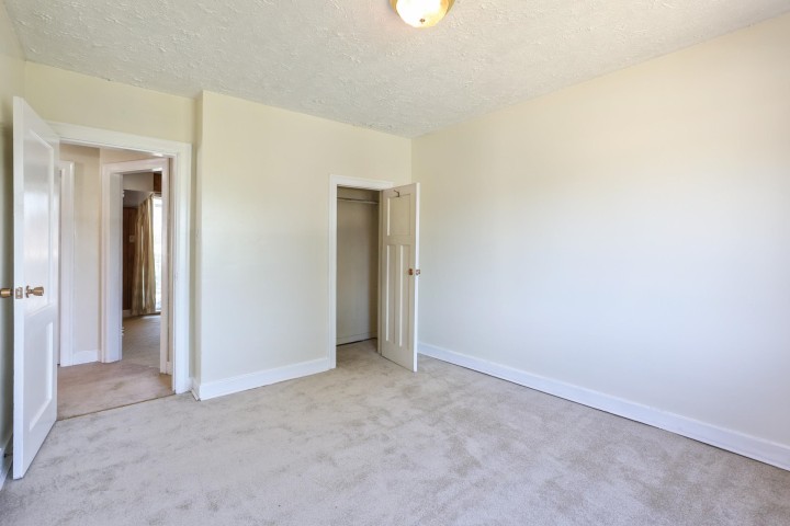 Photo 10 at 5322 Culloden Street, Vancouver East