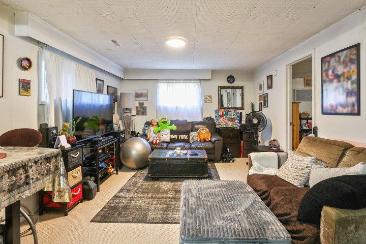 Photo 18 at 5322 Culloden Street, Vancouver East