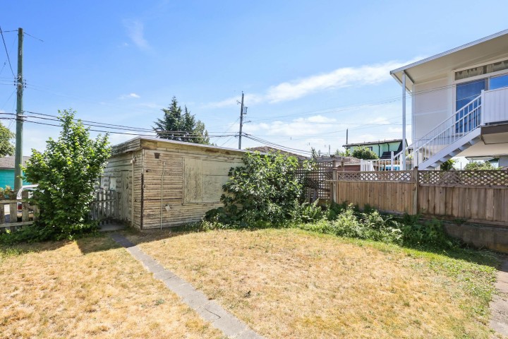 Photo 25 at 5322 Culloden Street, Vancouver East
