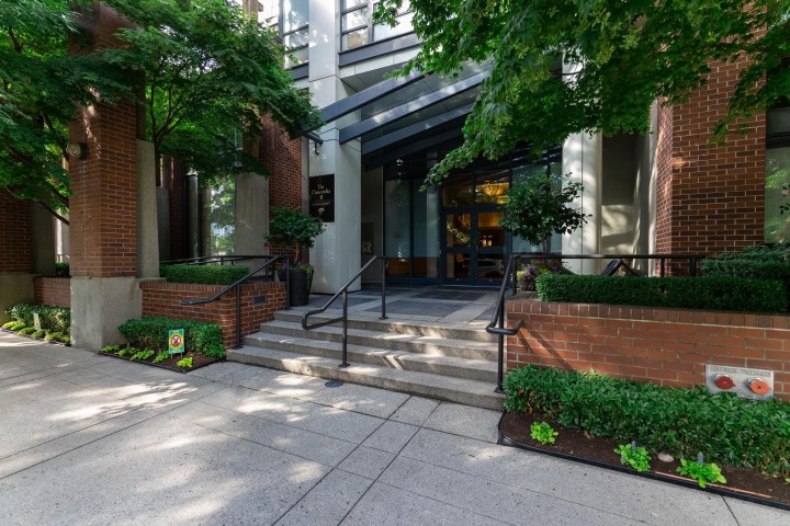 Photo 37 at 5A - 139 Drake Street, Yaletown, Vancouver West