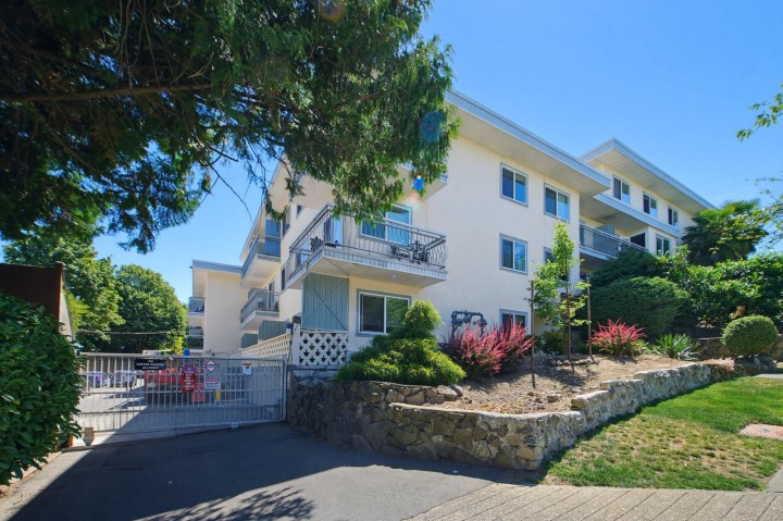 Photo 27 at 303 - 711 E 6th Avenue, Mount Pleasant VE, Vancouver East