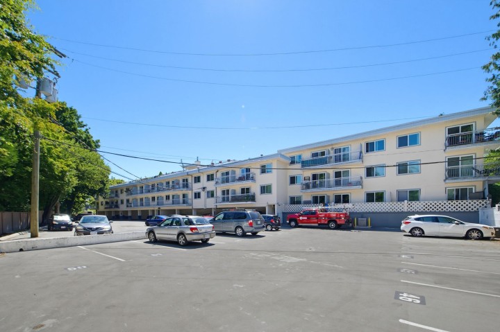 Photo 25 at 303 - 711 E 6th Avenue, Mount Pleasant VE, Vancouver East