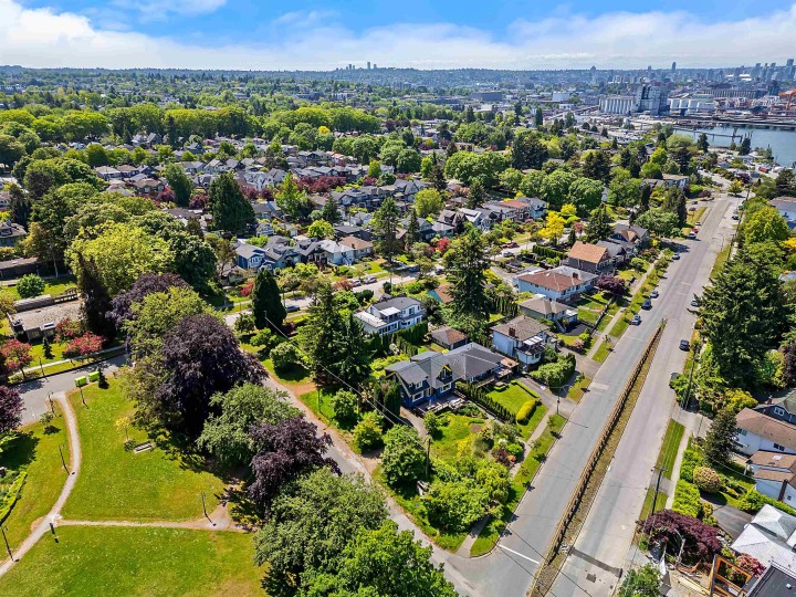 Photo 17 at 2587 Yale Street, Hastings Sunrise, Vancouver East