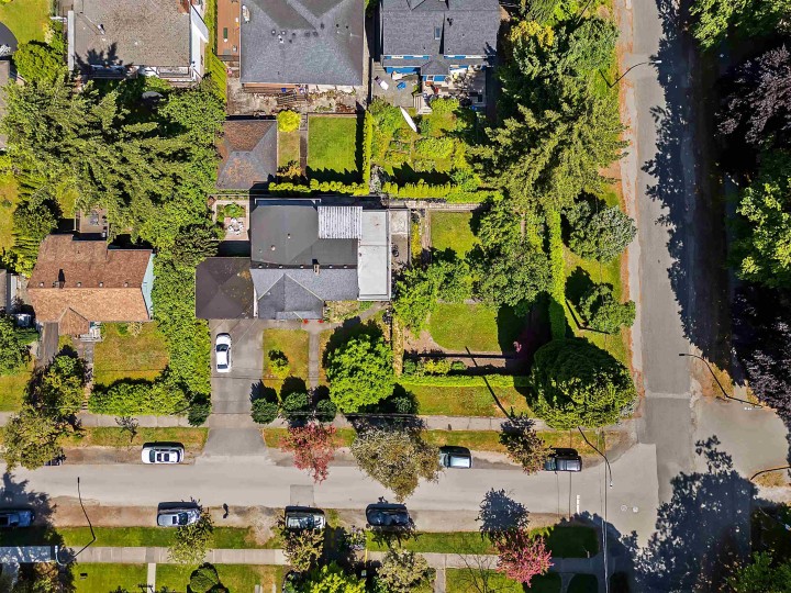 Photo 12 at 2587 Yale Street, Hastings Sunrise, Vancouver East