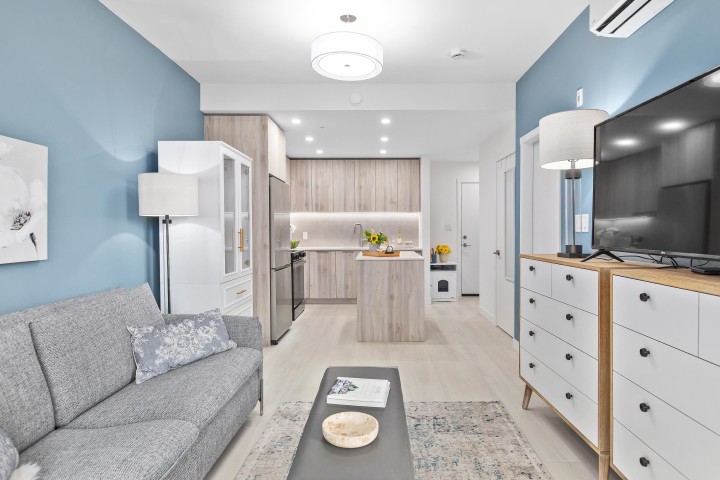 Photo 11 at 203 - 3596 Malsum Drive, Roche Point, North Vancouver