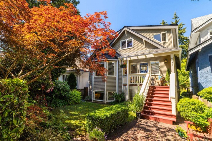 Photo 1 at 4057 W 18th Avenue, Dunbar, Vancouver West
