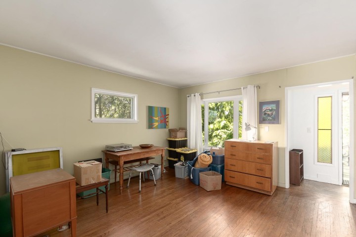 Photo 12 at 2002 E 13th Avenue, Grandview Woodland, Vancouver East