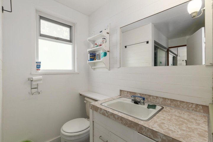 Photo 14 at 2002 E 13th Avenue, Grandview Woodland, Vancouver East
