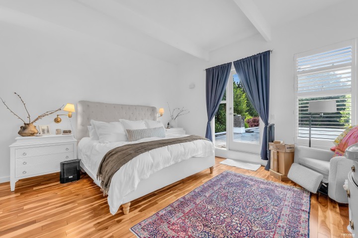 Photo 13 at 1555 Queens Avenue, West Vancouver