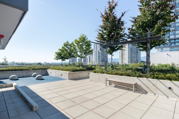 Photo 17 at 504 - 5598 Ormidale Street, Collingwood VE, Vancouver East