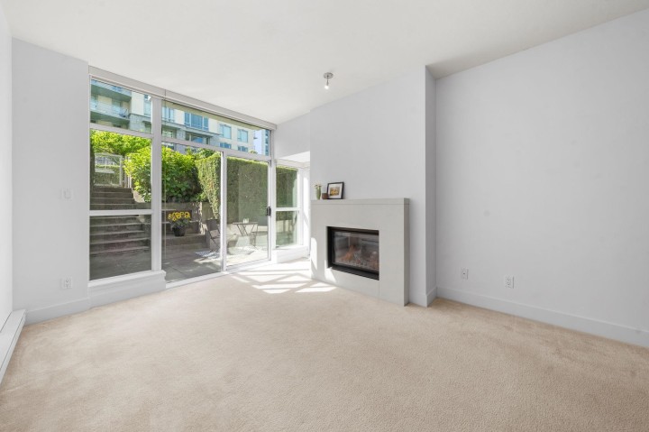 Photo 5 at 102 - 6080 Iona Drive, University VW, Vancouver West