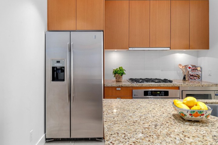 Photo 9 at 102 - 6080 Iona Drive, University VW, Vancouver West