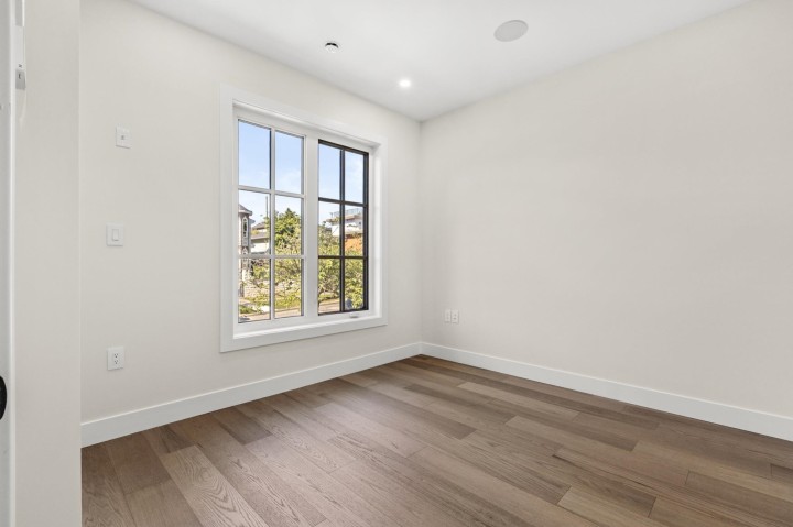 Photo 17 at 134 E 63rd Avenue, South Vancouver, Vancouver East