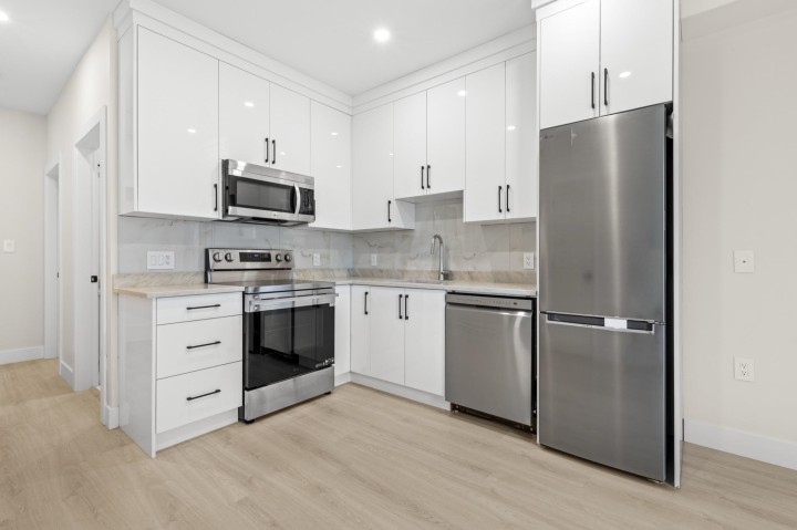 Photo 28 at 134 E 63rd Avenue, South Vancouver, Vancouver East