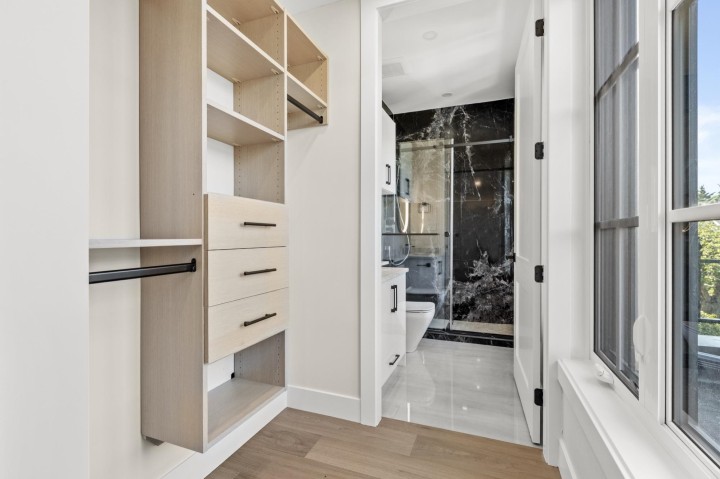 Photo 18 at 134 E 63rd Avenue, South Vancouver, Vancouver East