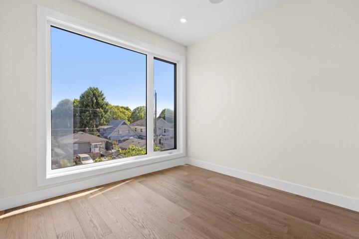 Photo 15 at 134 E 63rd Avenue, South Vancouver, Vancouver East