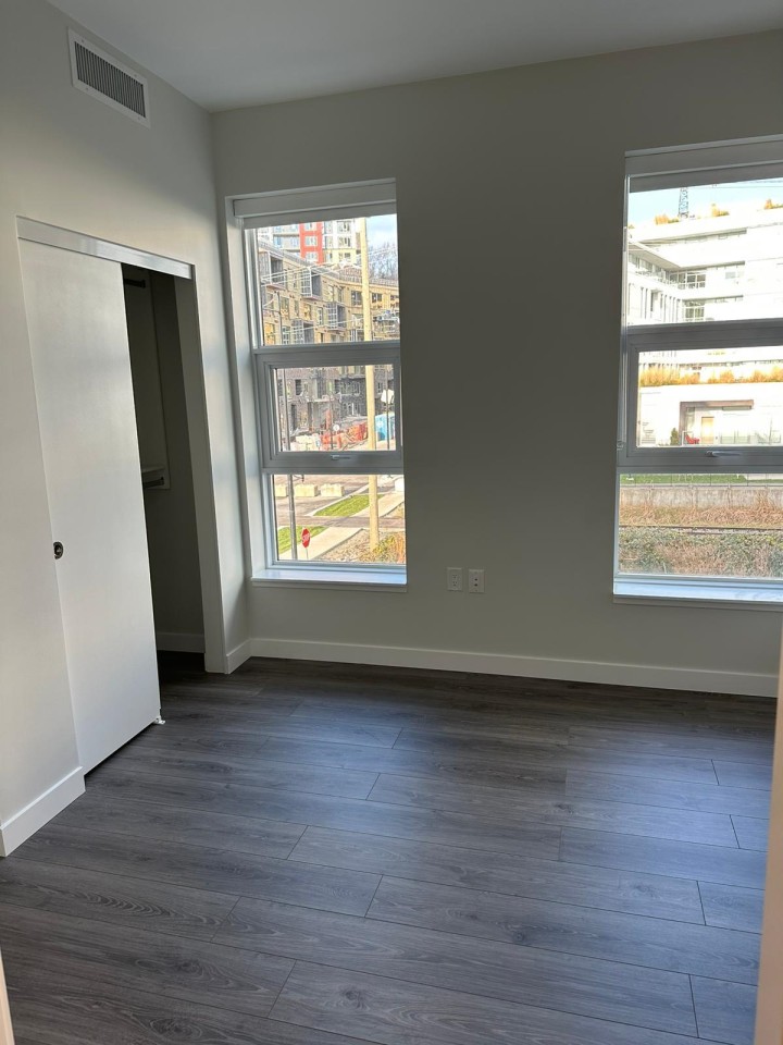 Photo 9 at 211 - 3430 E Kent Avenue South, South Marine, Vancouver East