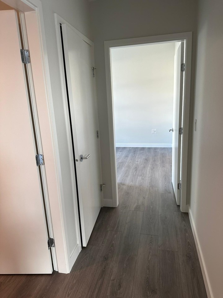 Photo 11 at 211 - 3430 E Kent Avenue South, South Marine, Vancouver East