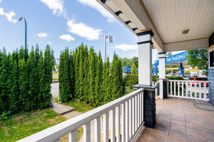 Photo 10 at 1329 E 12th Avenue, Grandview Woodland, Vancouver East