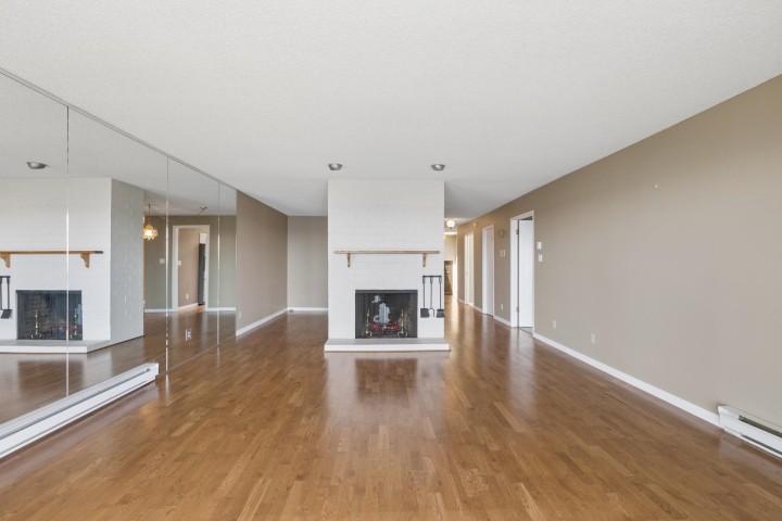 Photo 36 at 8 - 2206 Folkestone Way, Panorama Village, West Vancouver