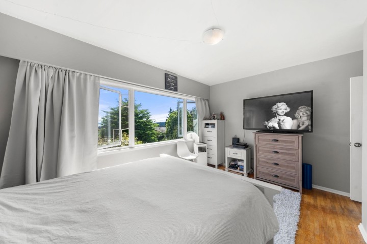 Photo 17 at 674 Blueridge Avenue, Canyon Heights NV, North Vancouver
