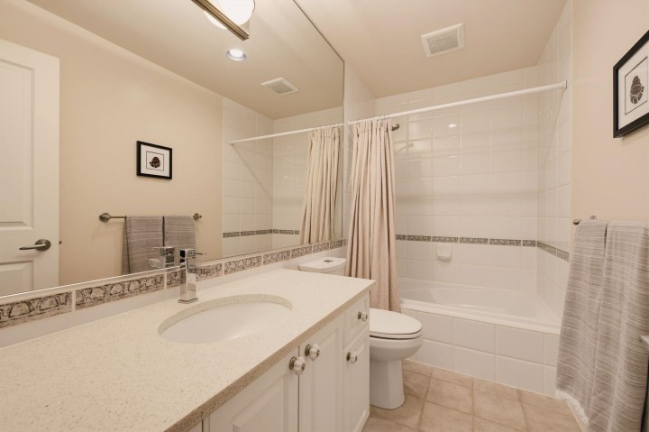 Photo 17 at 21 - 1550 Larkhall Crescent, Northlands, North Vancouver
