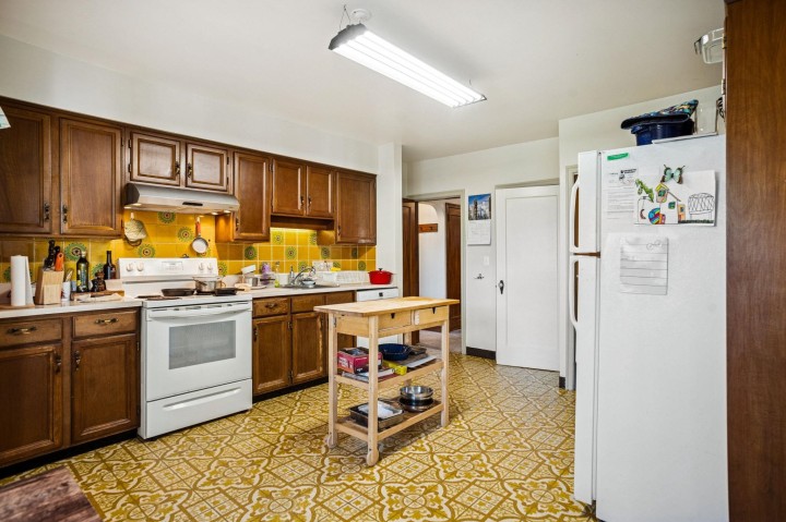 Photo 15 at 475 W 27th Avenue, Cambie, Vancouver West