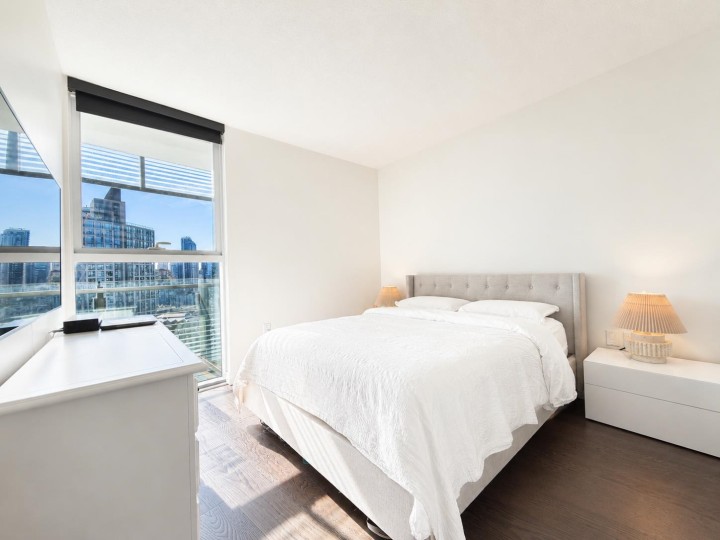 Photo 12 at 2320 - 89 Nelson Street, Yaletown, Vancouver West