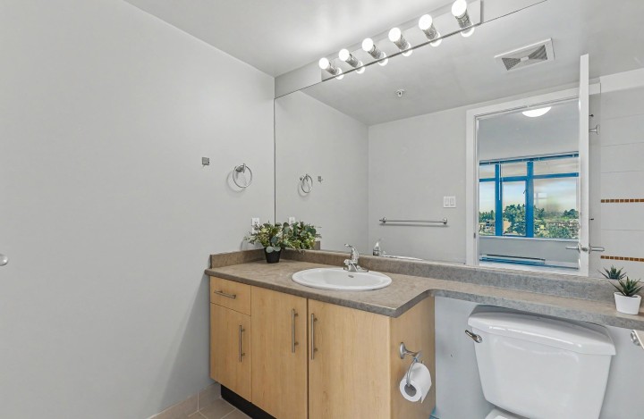 Photo 19 at 1202 - 3660 Vanness Avenue, Collingwood VE, Vancouver East