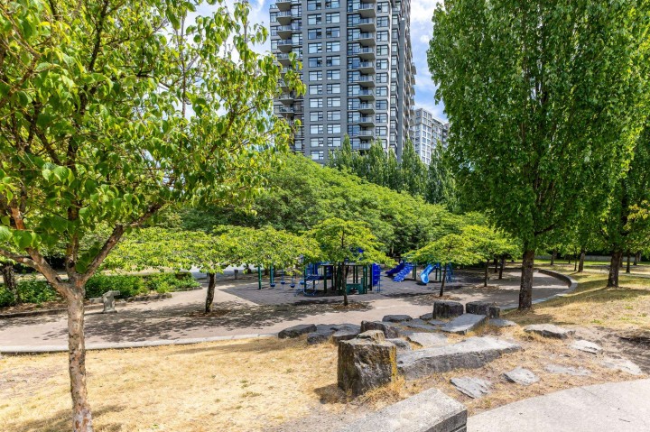 Photo 35 at 1202 - 3660 Vanness Avenue, Collingwood VE, Vancouver East