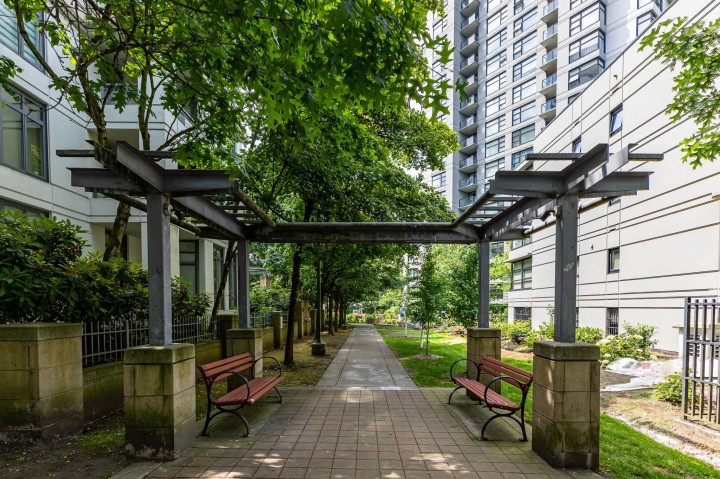 Photo 31 at 1202 - 3660 Vanness Avenue, Collingwood VE, Vancouver East