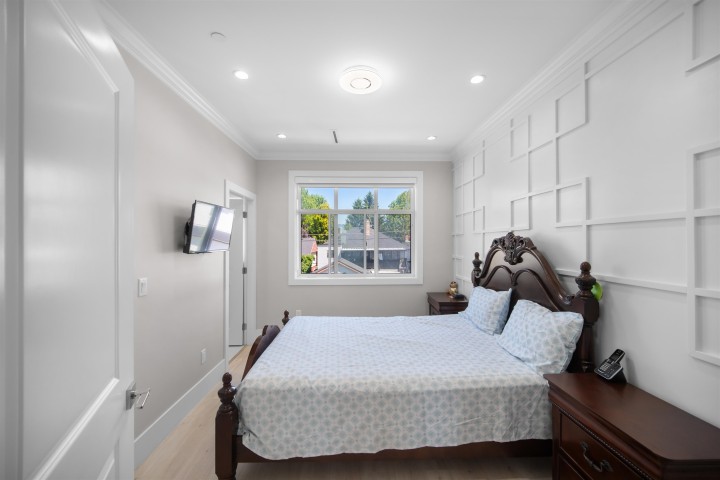 Photo 13 at 1475 E 55th Avenue, Fraserview VE, Vancouver East