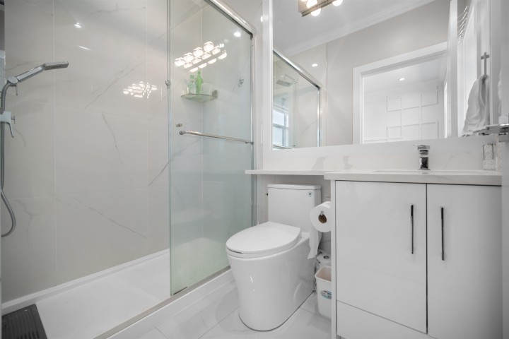 Photo 12 at 1475 E 55th Avenue, Fraserview VE, Vancouver East