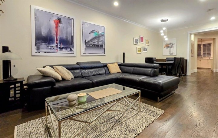 Photo 2 at 5467 Dunbar Street, Dunbar, Vancouver West